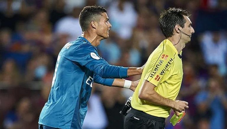 من هو حكم نهائي السوبر الاسباني بين ريال مدريد وبرشلونة